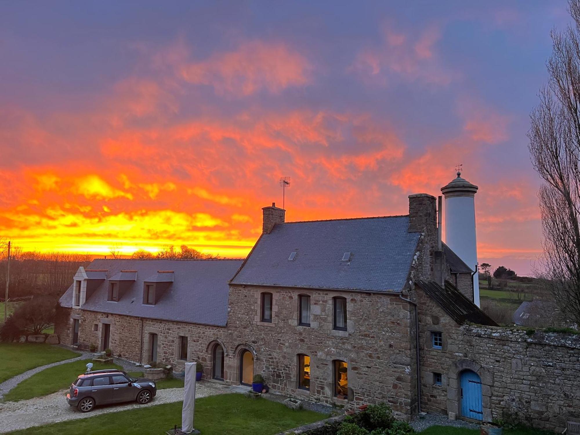Les Ecolodges Sous Le Phare Louannec Екстериор снимка
