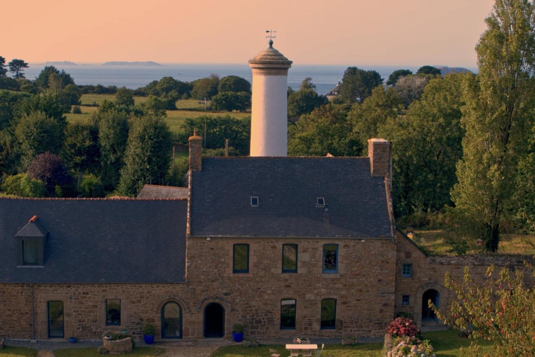 Les Ecolodges Sous Le Phare Louannec Екстериор снимка